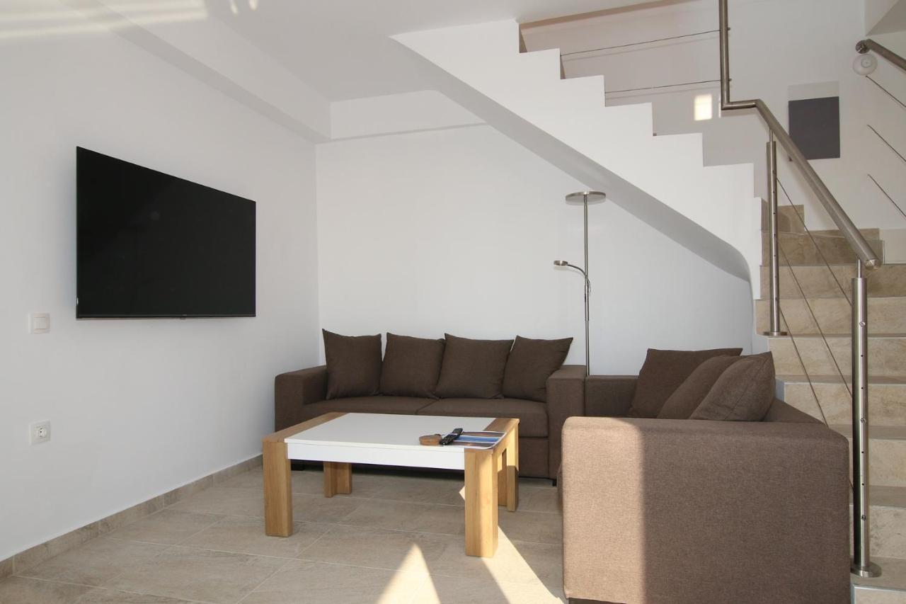 Sunset Sea View Villa 8 อฟิโอนาส ภายนอก รูปภาพ