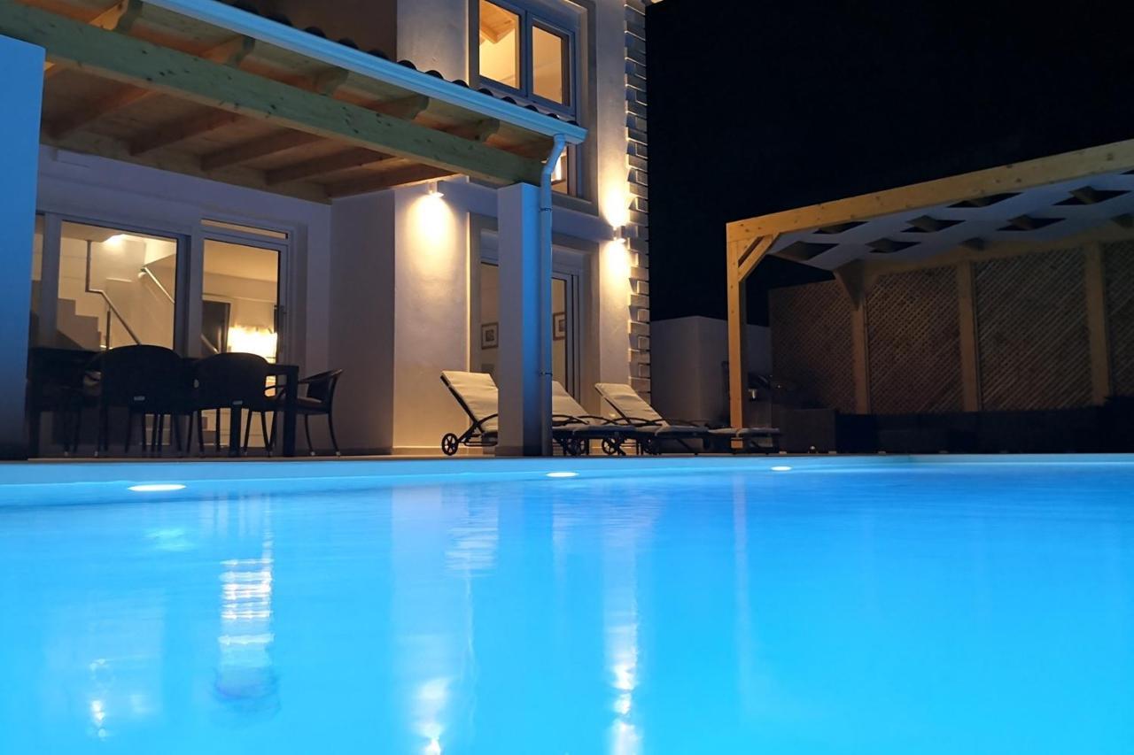 Sunset Sea View Villa 8 อฟิโอนาส ภายนอก รูปภาพ